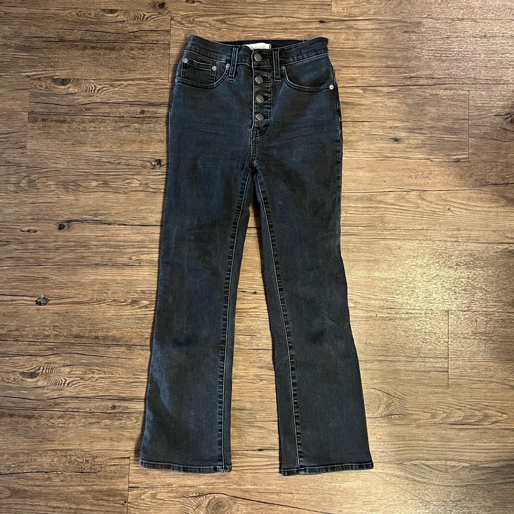 Madewell Cali-Demi Bootcut in Black, size 24